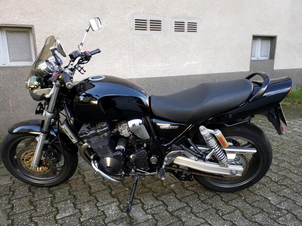 Suzuki GSX 750 AE, EZ: 07/2000 sehr gepflegt. Tolles Tourenmoped. in Langenfeld