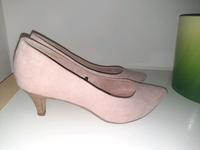 Tamaris Pumps w. Neu Gr. 39 Sachsen - Grimma Vorschau