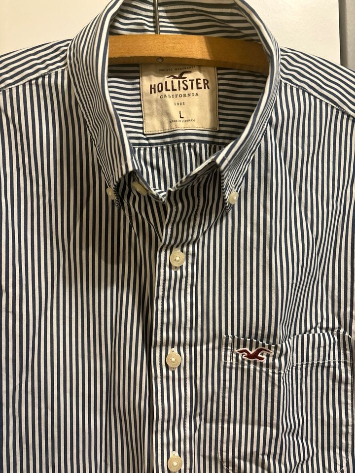 Hollister Hemd S blau weiß gestreift in Haar