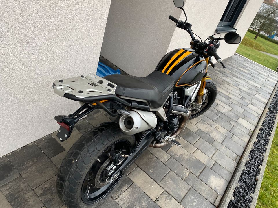 Ducati Scrambler 1100 Sport Öhlins Fahrwerk in Nohfelden