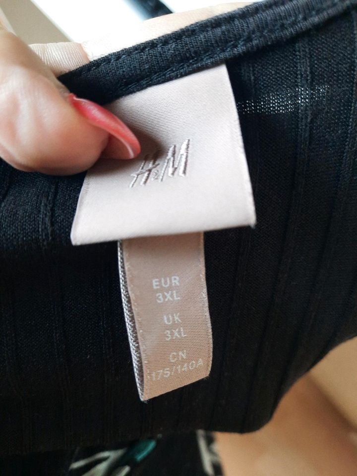 Kleid H&M 52/54 3xl hm+ schwarz midikleid in Karlsruhe