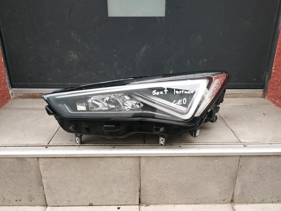 Seat Tarraco Led Xenon Scheinwerfer 5FJ941007E in Herne