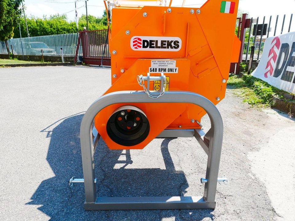 Häcksler für Traktor DELEKS® DK-1200 Holzhäcksler Schredder in Pfaffenhofen a. d. Glonn