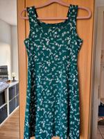 Sommerkleid grün mit Blumen Sachsen - Zittau Vorschau