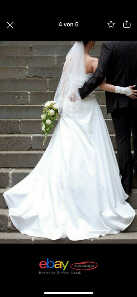 Brautkleid Hochzeitskleid Lilly Gr. 36 ivory  Schleppe Unterrock in Gießen