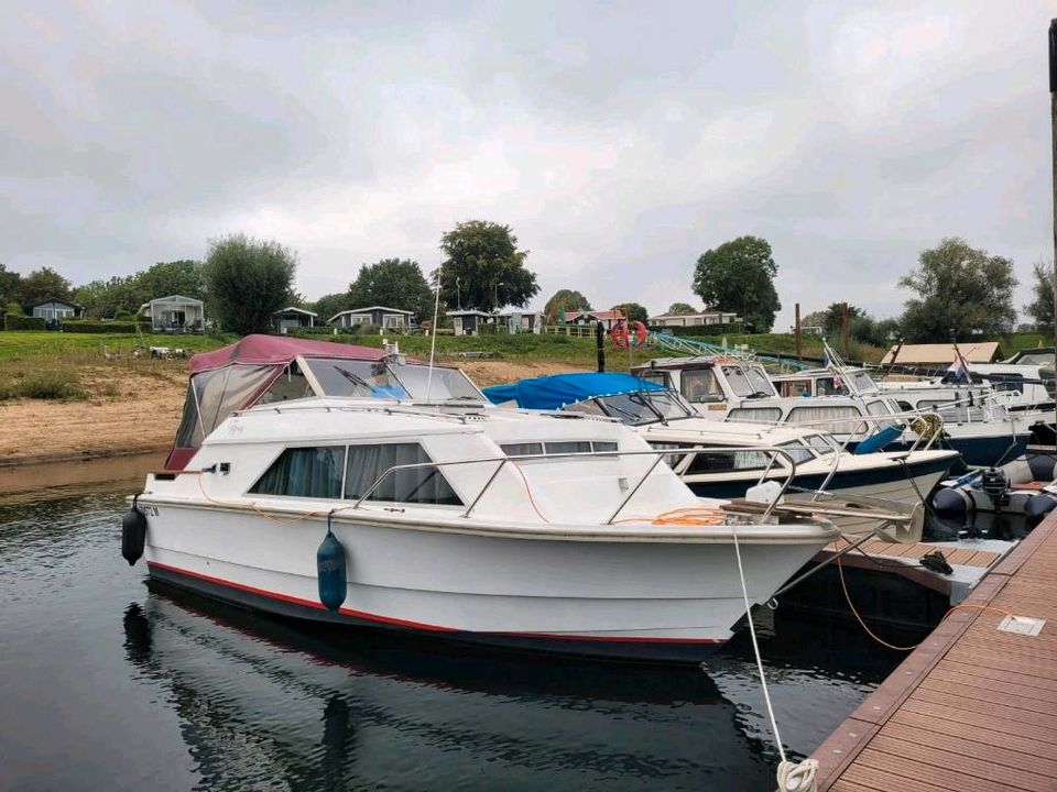 MOTORBOOT, KAJÜTBOOT, FJORD ATTACHE 24 in Herten