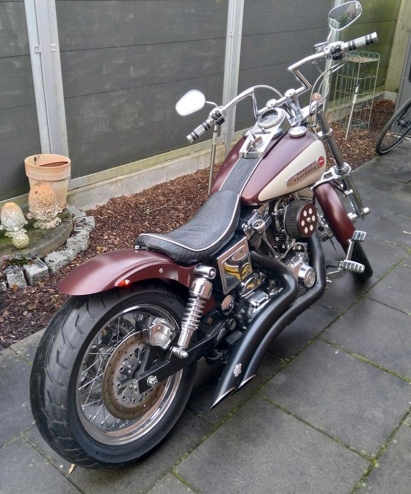 Harley Davidson Dyna Wide Glide in Wiefelstede