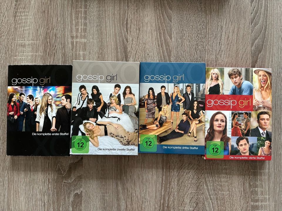 Gossip Girl Staffel 1, 2, 3 & 4, DVD Serie in Regensburg