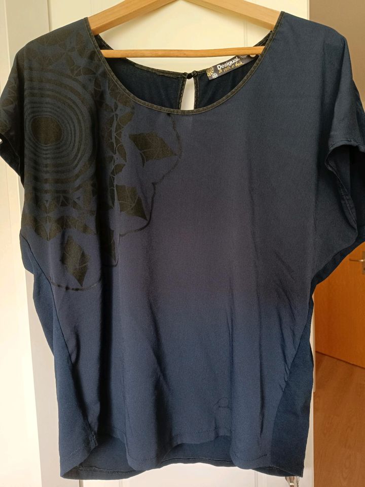 Desigual Shirt Gr M in Witten