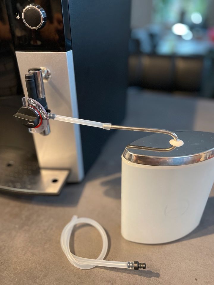 Jura Impressa C55 Kaffeevollautomat Kaffeemaschine in Aalen