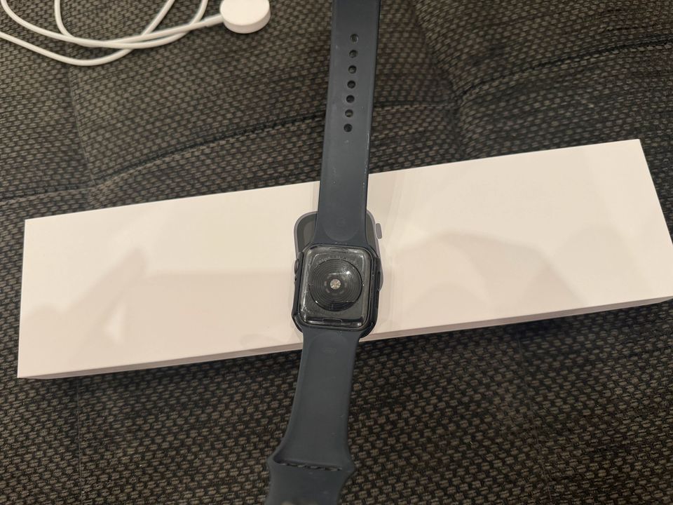 Apple Watch SE 40mm in Fritzlar