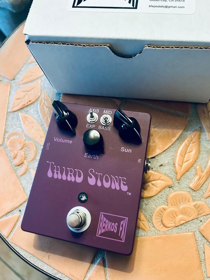 Berkos FX Third Stone Fuzz MK2 in Bayern - Rosenheim Berkos FX Third Stone Fuzz MK2 in Bayern - Rosenheim