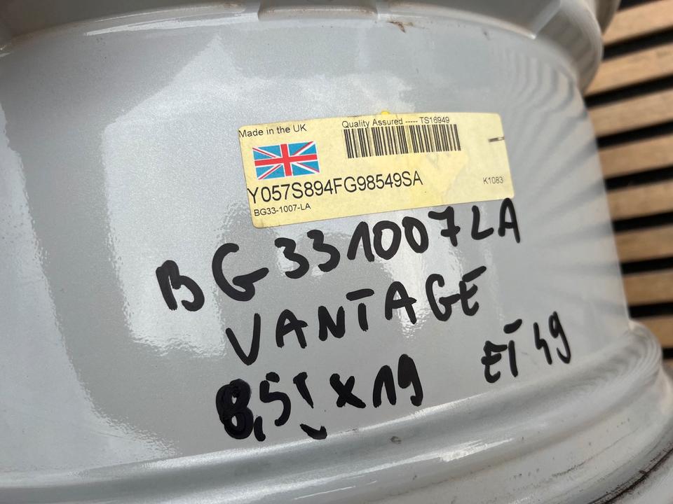 Aston Martin Vantage Alufelge vorne 8.5Jx19 ET49 BG331007LA in Küstriner Vorland