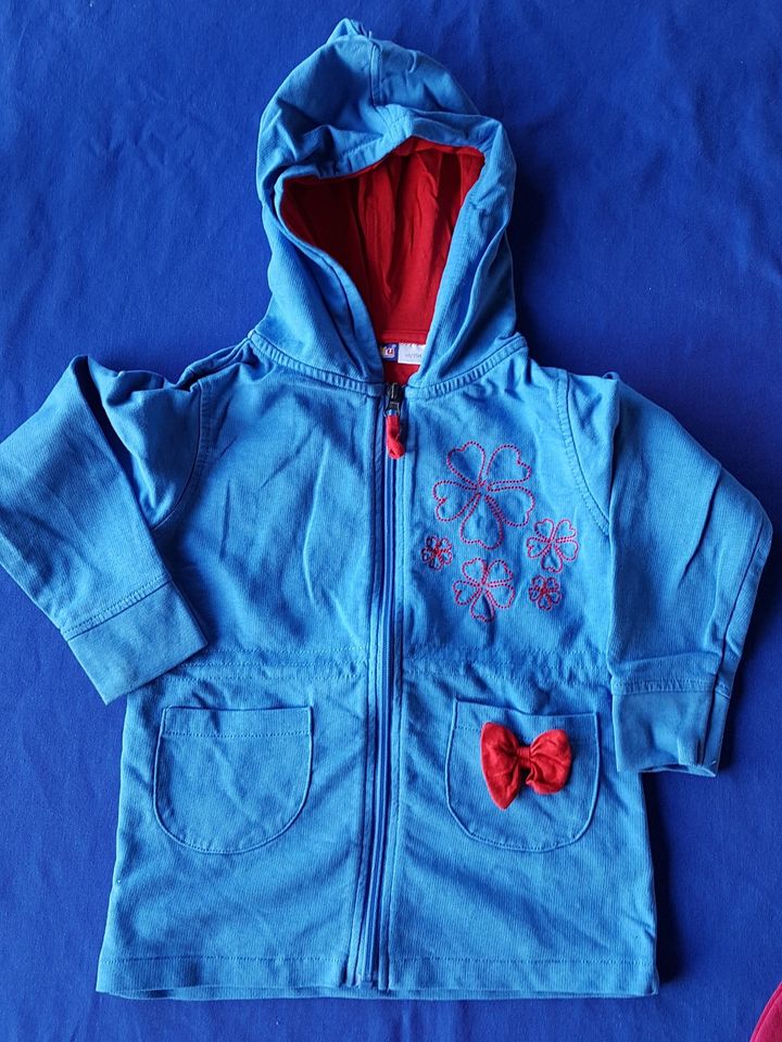 Lohra Größe ist kaufen - Hessen Kleinanzeigen Sweatjacke, eBay Größe in jetzt 98-104 Babykleidung 98 Kapuzen blau, | Kleinanzeigen | in Jacke Lupilu