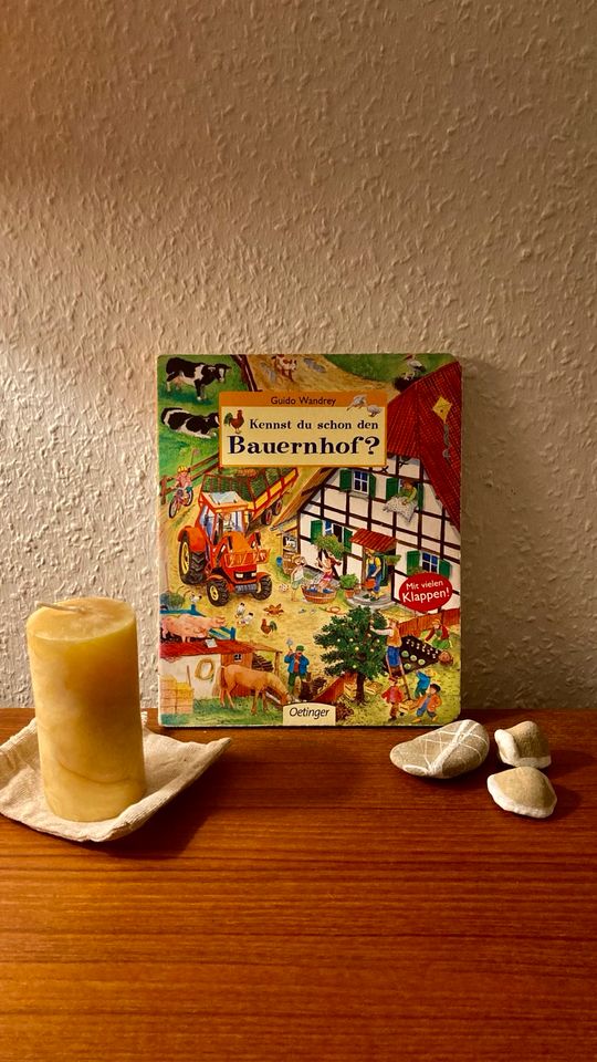 Oetinger Wimmelbuch „Kennst du schon den Bauernhof?“ Jahreszeiten in Frankfurt am Main