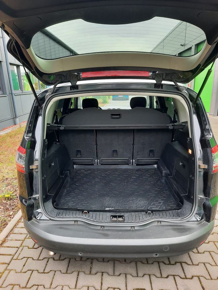 Ford S Max, LIFT, 5 Sitze, Neue Ganzjahresreifen, Scheckheft. in Kempen