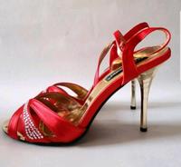 Absatzschuhe in rot Gr. 39 Burglesum - Lesum Vorschau