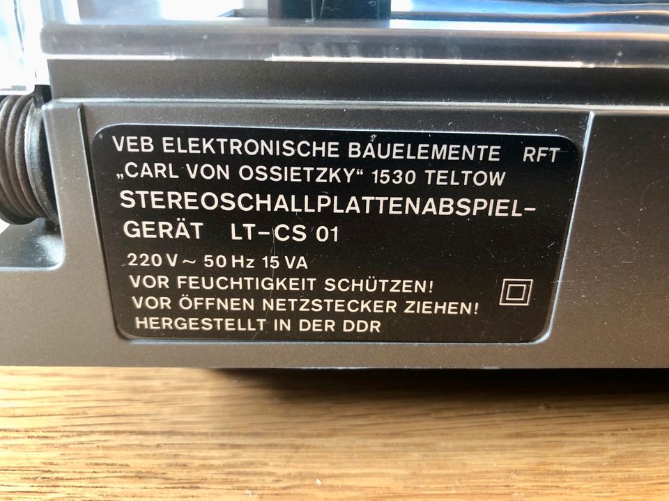 Plattenspieler LT-CS 01 mit Stereoverstärker SV-210 (DDR) in Berlin
