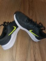 Nike Schuhe, gr. 36, wurden 1 Mal getragen Essen - Heisingen Vorschau