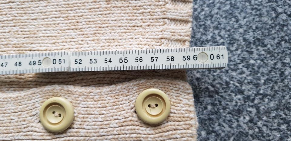 Monari Strickjacke beige/weiß 42 in Köln