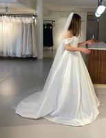 Brautkleid | professionell gereinigt, wie neu Brandenburg - Potsdam Vorschau