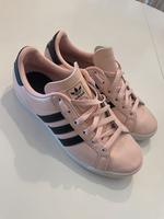 Adidas Schuhe rosa Niedersachsen - Emden Vorschau