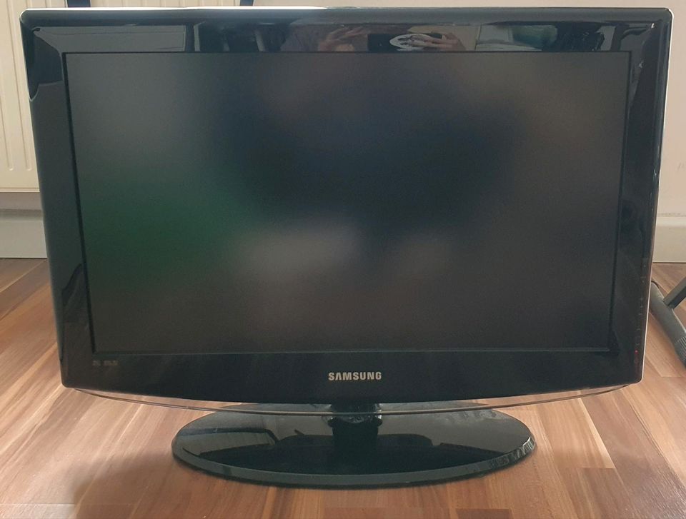 Samsung Fernseher (Model: LE26R81B) in Plauen