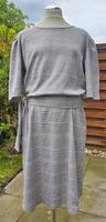 Bodyflirt A Linie Sommer Kleid Business Halbarm Gr. 36/38 Grau Berlin - Pankow Vorschau