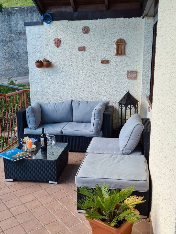 Ferienhaus mit Aussicht auf den Gardasee mit Pool in Lemgo