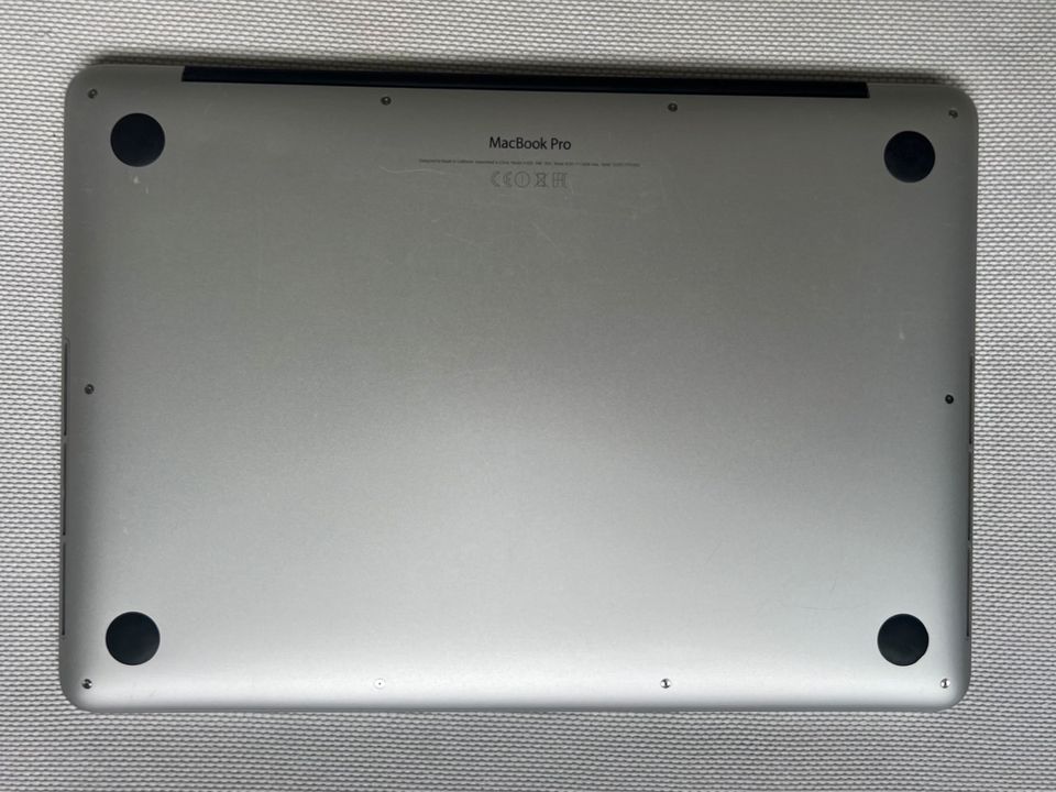 MacBook Pro 13“ 128 GB Silber (Mitte 2015 ) 8 GB RAM in Rostock
