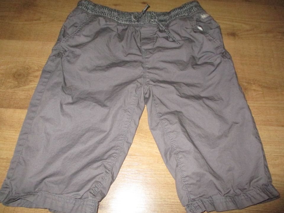 schöne Jungen Bermuda Shorts knielange Hose grau Gr. 164 Rundum G in Erfurt