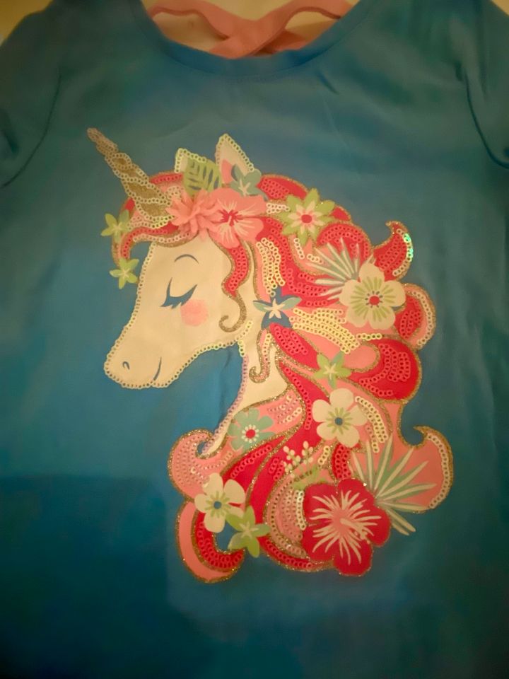 Shirt Gr. 104 Einhorn in Berlin