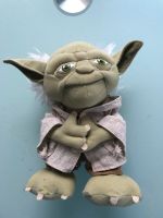 Yoda Stofffigur 21cm Star wars Hessen - Riedstadt Vorschau