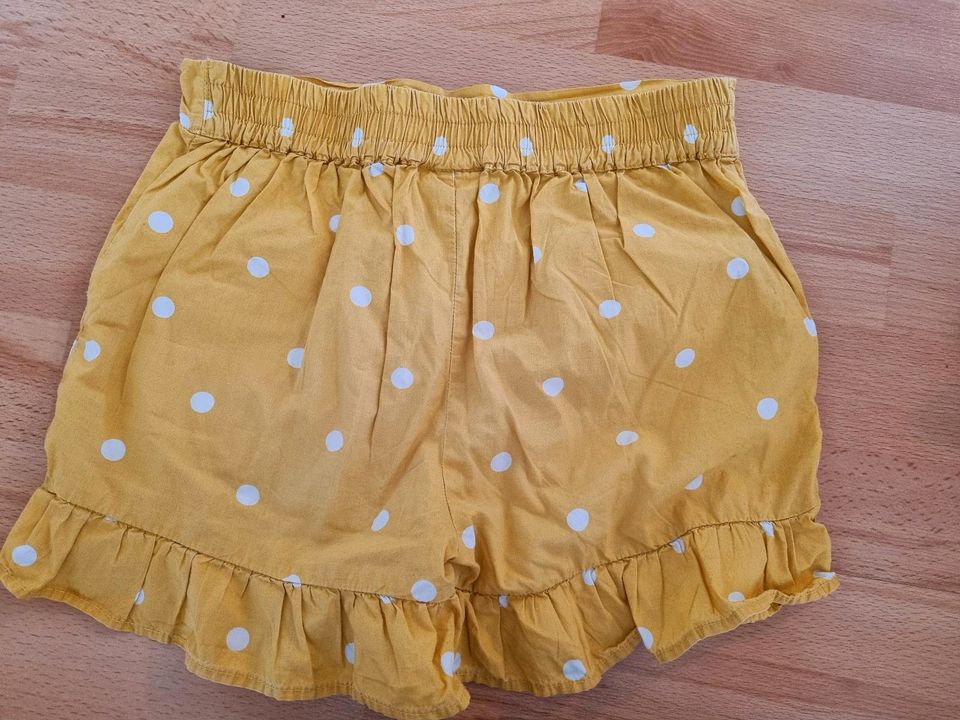 ❤️ Topolino Shorts/kurze Hose gelb luftig 134 in Bonn