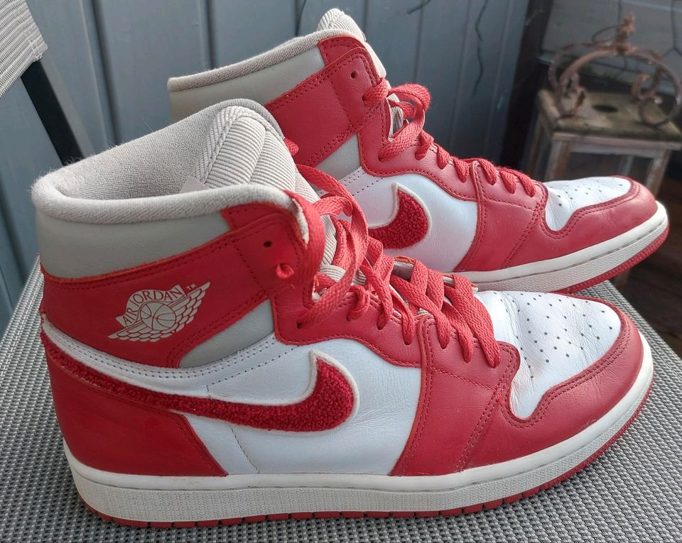 Nike Air Jordan 1 High Größe 42 / US 10 in Stadecken-Elsheim