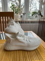 Adidas Yeezy Boost 350 V2 München - Berg-am-Laim Vorschau