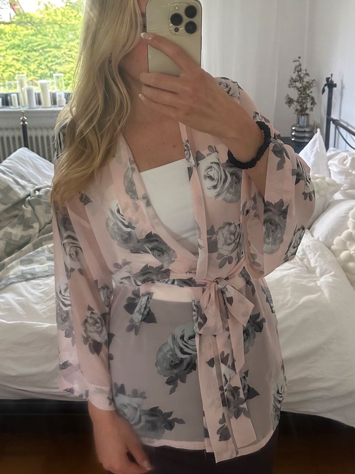 H&M Kimono Strandkleid in Wallhausen