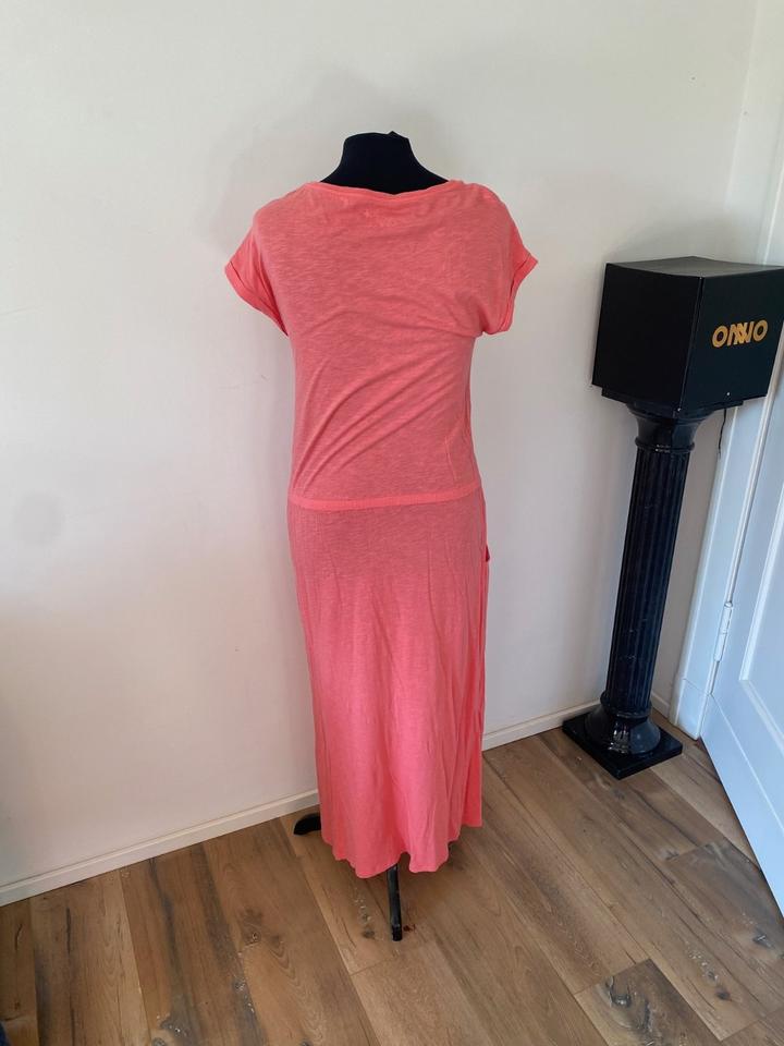 JUVIA SOMMERKLEID KLEID S Lachs rosa pink coral Maxikleid in Berlin