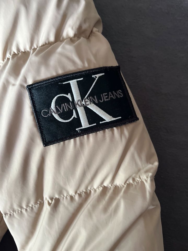 Calvin Klein dicke Step Jacke in Hamburg