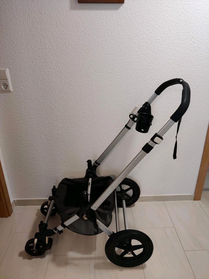 Kinderwagen Bugaboo Cameleon 2 in 1 Buggy mit Babyschale in Ettlingen