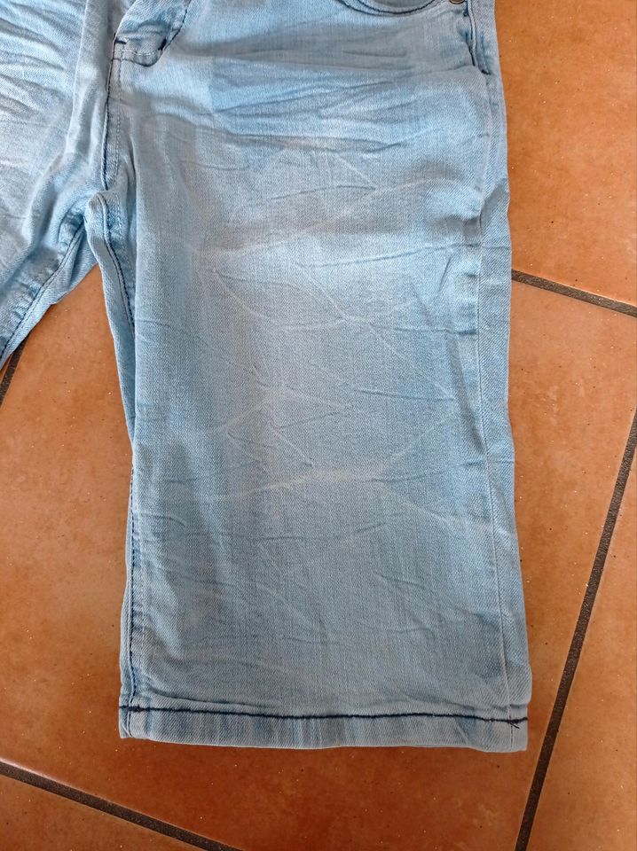 Jeansshorts Shorts Gr. 164 weich in Tespe