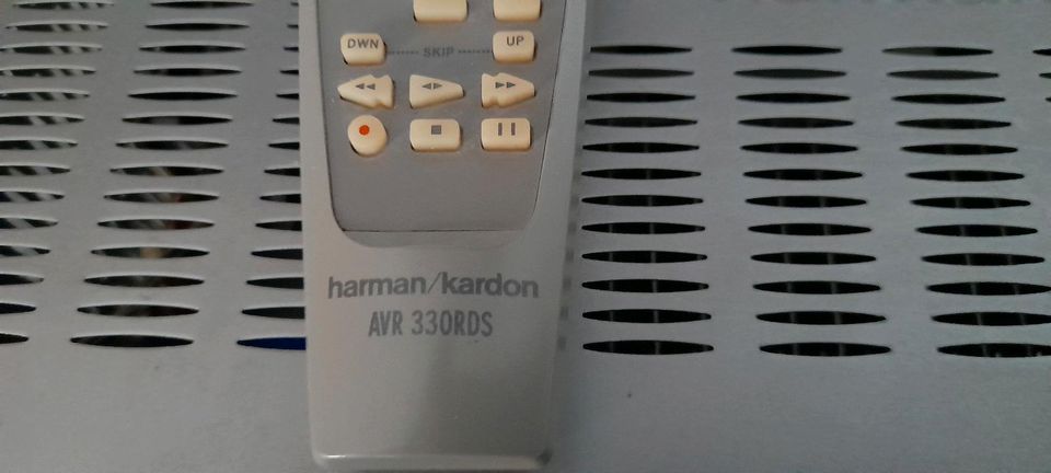 Harman kardon avr 330 in Recklinghausen