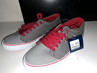 Schuhe Turnschuhe  Gr.42   FILA Neu Sneaker Sachsen - Borna Vorschau