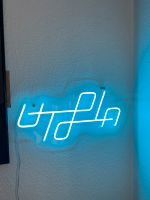 Utopia Neon LED Schild Travis Scott IceBlue blau 51x28cm Feldmoching-Hasenbergl - Feldmoching Vorschau