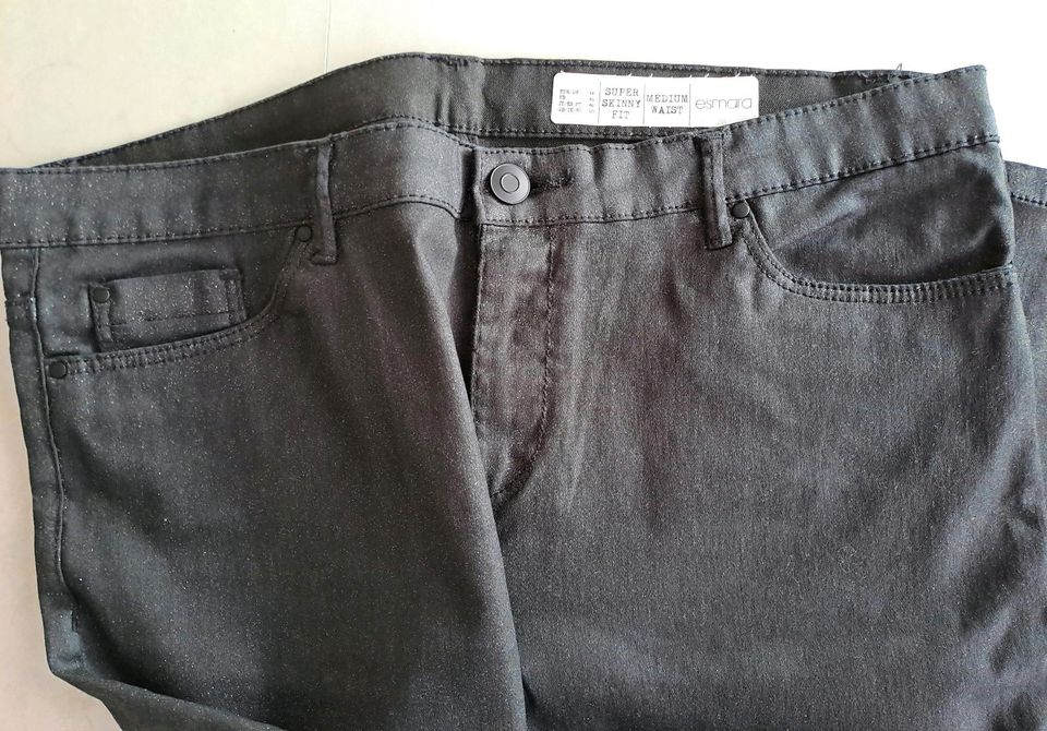 Esmara Skinny Jeans schwarz glitzer 44 neuwertig in Willich