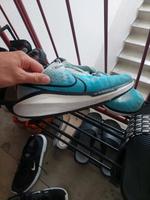 nike vomero und nike Badelatschen  fast neu Kr. München - Kirchheim bei München Vorschau