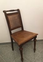 Alter schöner Stuhl aus dunklem Holz ungepolstert Baden-Württemberg - Rutesheim   Vorschau