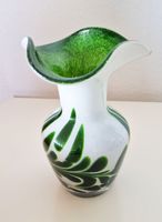 Schöne handgefertigte Kristallvase grün-weiß von D.Tusche Hessen - Neu-Isenburg Vorschau