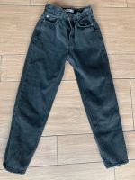 Pull & Bear Jeans Gr. 32 Schwarz /Anthrazit München - Thalk.Obersendl.-Forsten-Fürstenr.-Solln Vorschau