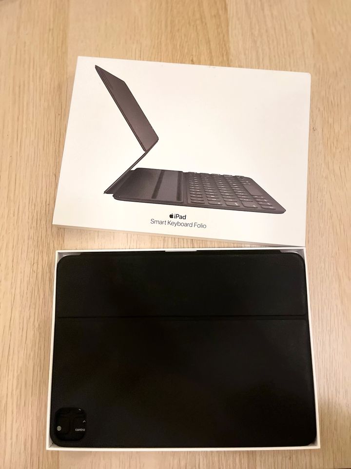 iPad Smart Keyboard Folio in Saarbrücken